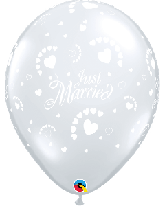 16" Diamond Clear Just Married Hearts Latex 50pk Qualatex