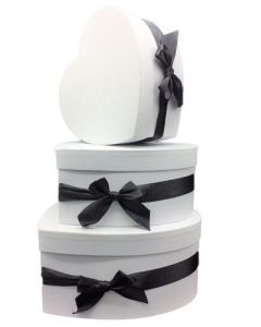 WHITE HEART BOX WITH BOW - WHITE HEART BOX WITH BOW